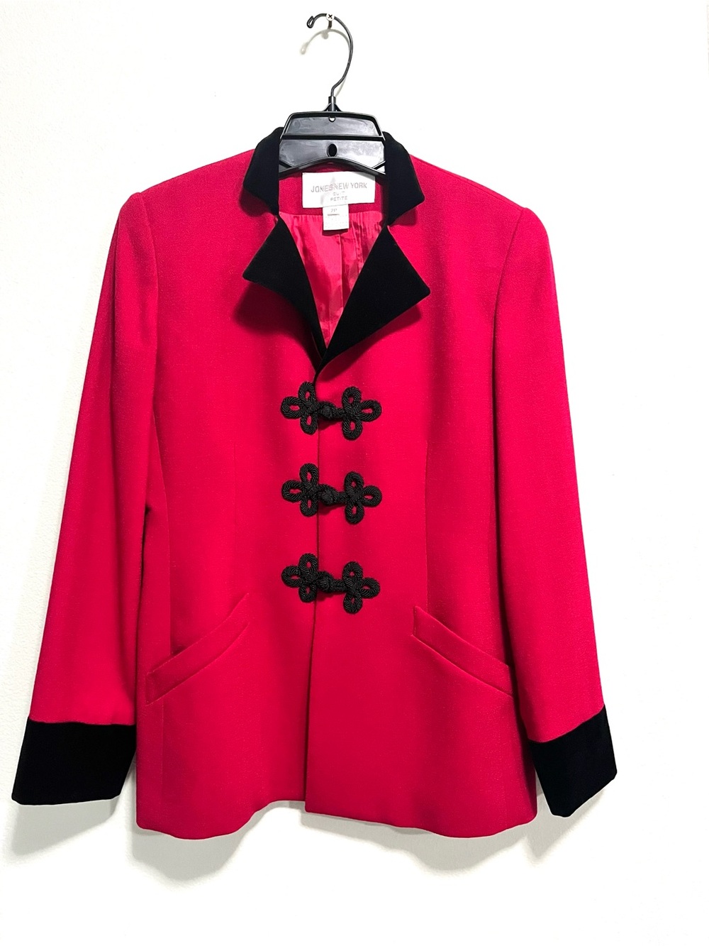 Jones New York Dark Rose Pink Blazer with Black Velvet Collar and Trim